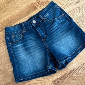 Indigo Rein jean shorts. They have stretch. Like new condition.